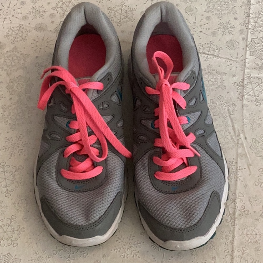 Nike shoes